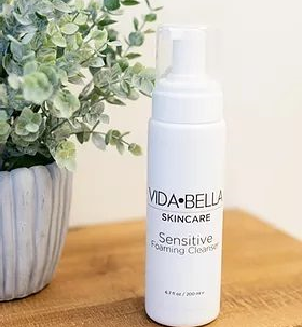 Sensitive Foaming Cleanser