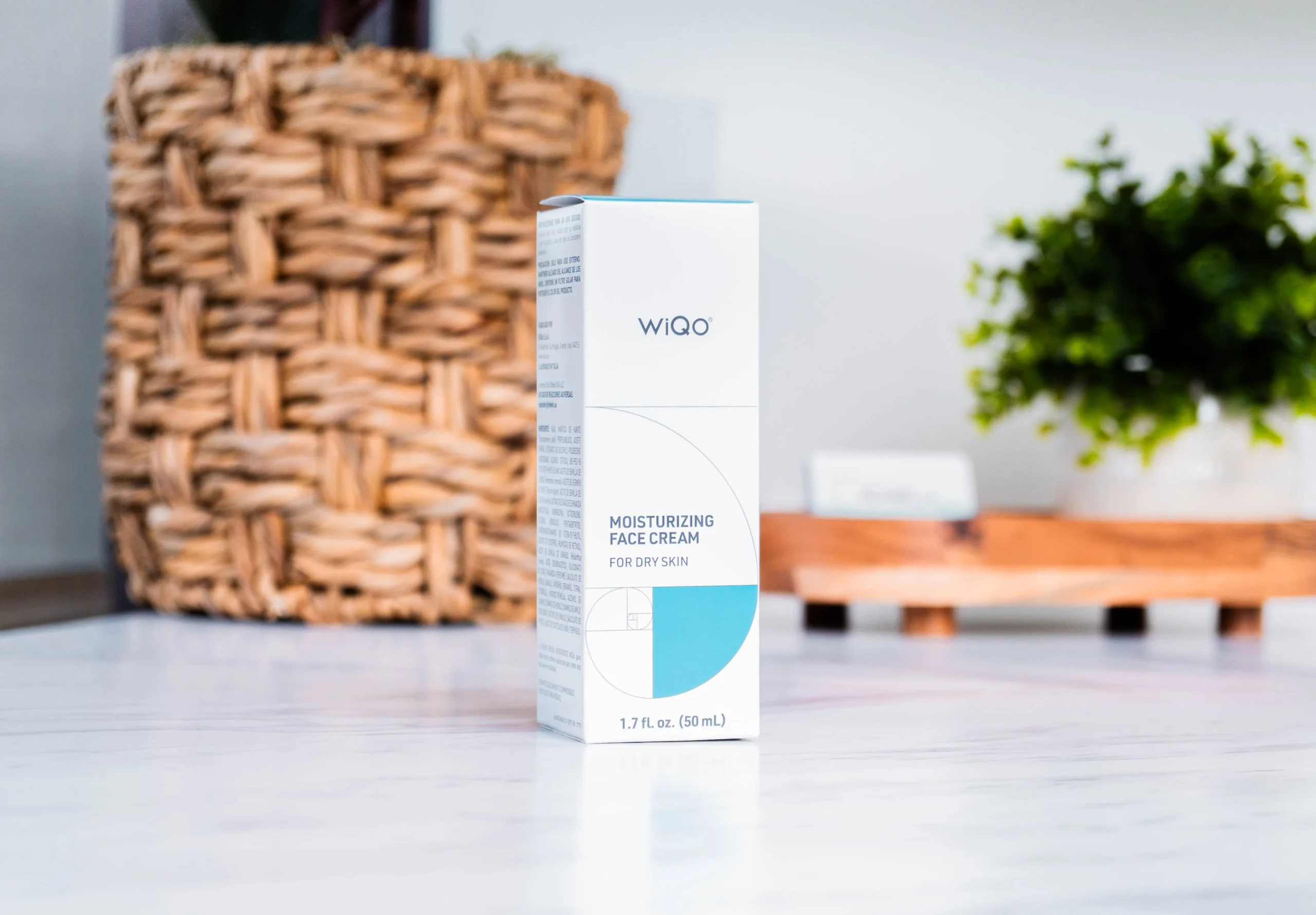 Wiqo Moisturizing Face Cream at Vida Bella Med Spa & Weight Loss Center in Glendale, AZ